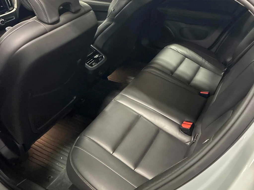 Volvo S60 Ultimate Dark Theme  CARFAX | Mobile.bg � ����������� 11