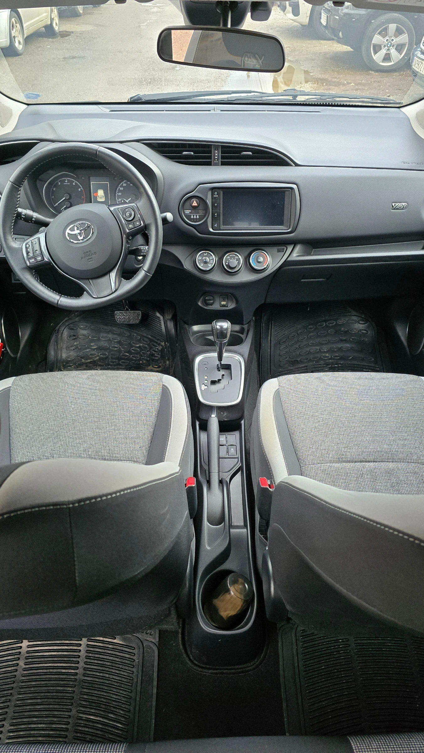 Toyota Yaris 1.5 Bi-tone | Mobile.bg � ����������� 5