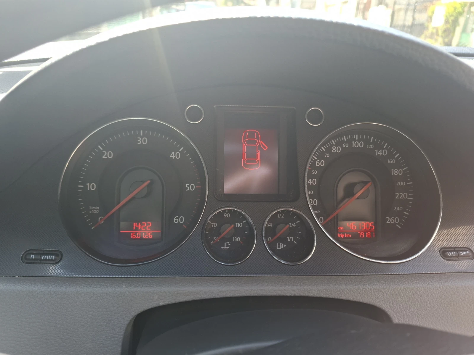 VW Passat, снимка 5 - Автомобили и джипове - 53816851