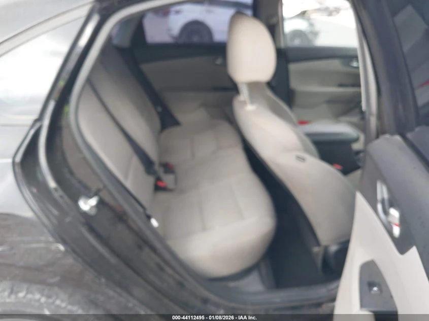 Kia Forte 2.0L I-4 DOHC, VVT, 147HP Front Wheel Drive | Mobile.bg � ����������� 8