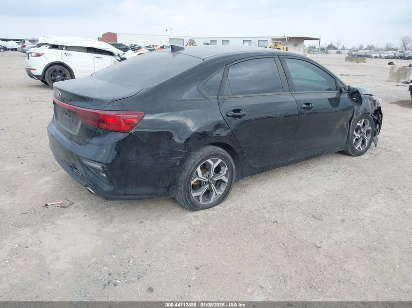 Kia Forte 2.0L I-4 DOHC, VVT, 147HP Front Wheel Drive | Mobile.bg � ����������� 4