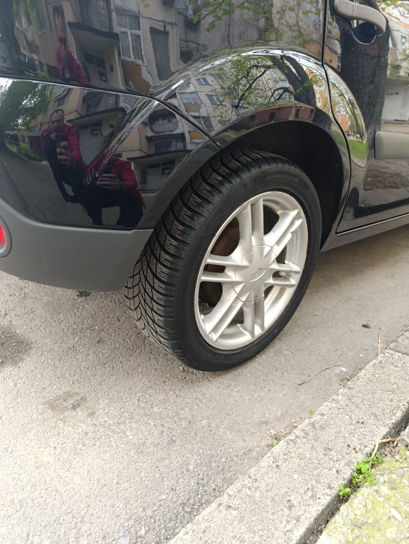 Ford Fiesta 1.4 benzin, снимка 4 - Автомобили и джипове - 54220780