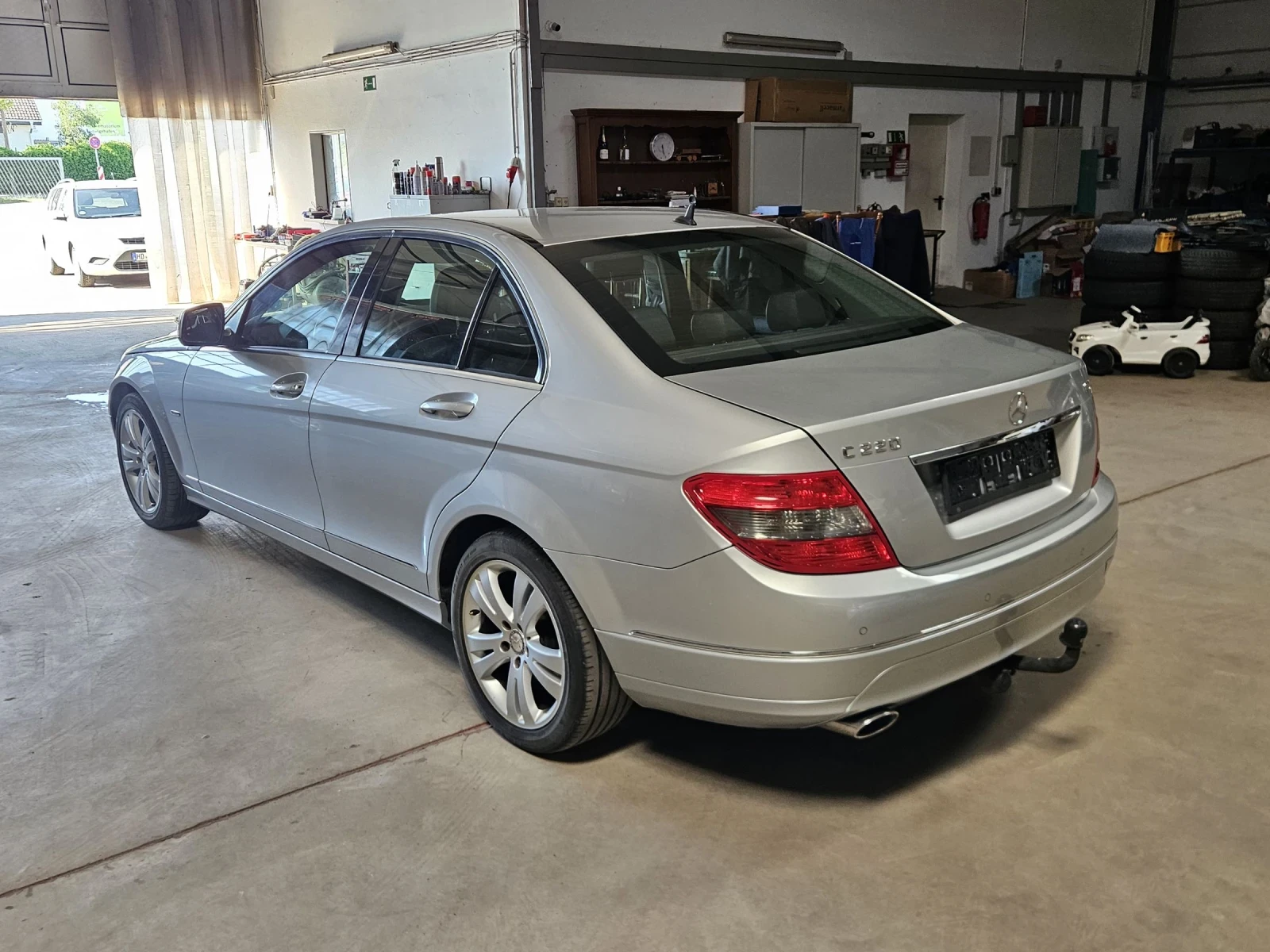 Mercedes-Benz C 220 220CDI Avangard , снимка 5 - Автомобили и джипове - 54698304