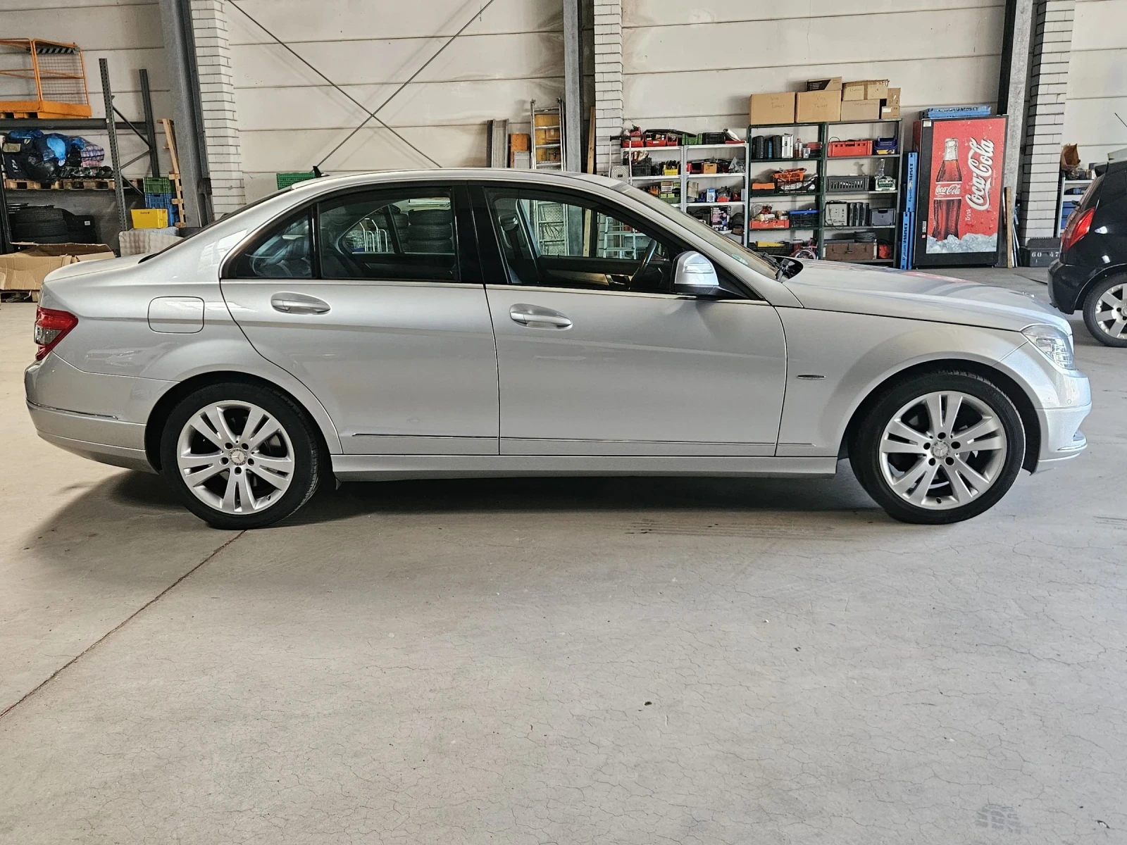 Mercedes-Benz C 220 220CDI Avangard , снимка 7 - Автомобили и джипове - 54698304