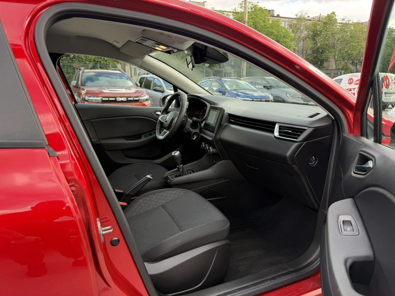 Renault Clio 1.0TCe 92k.c. | Mobile.bg � ����������� 11