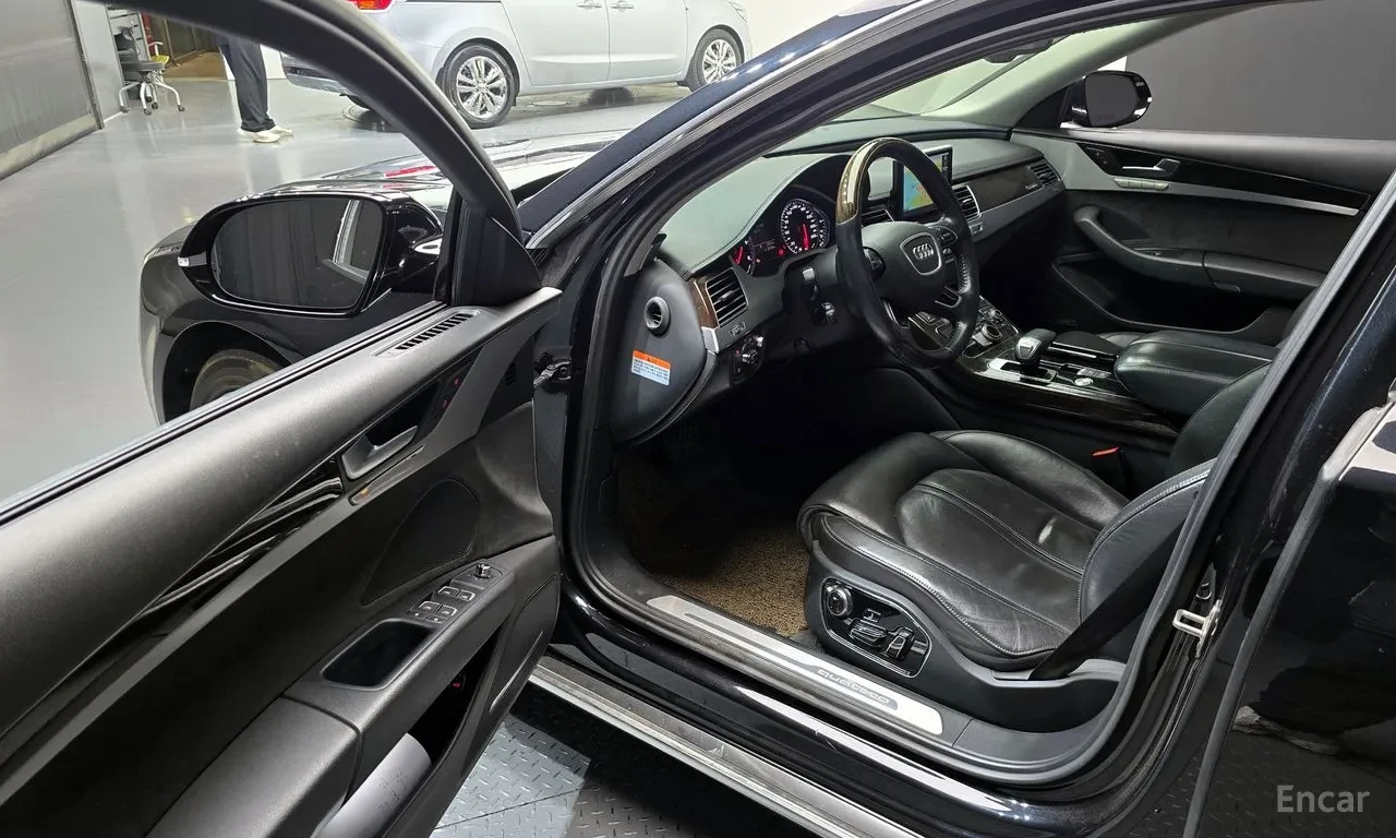 Audi A8 4.2 TDI V8/Matrix , снимка 11 - Автомобили и джипове - 54750061