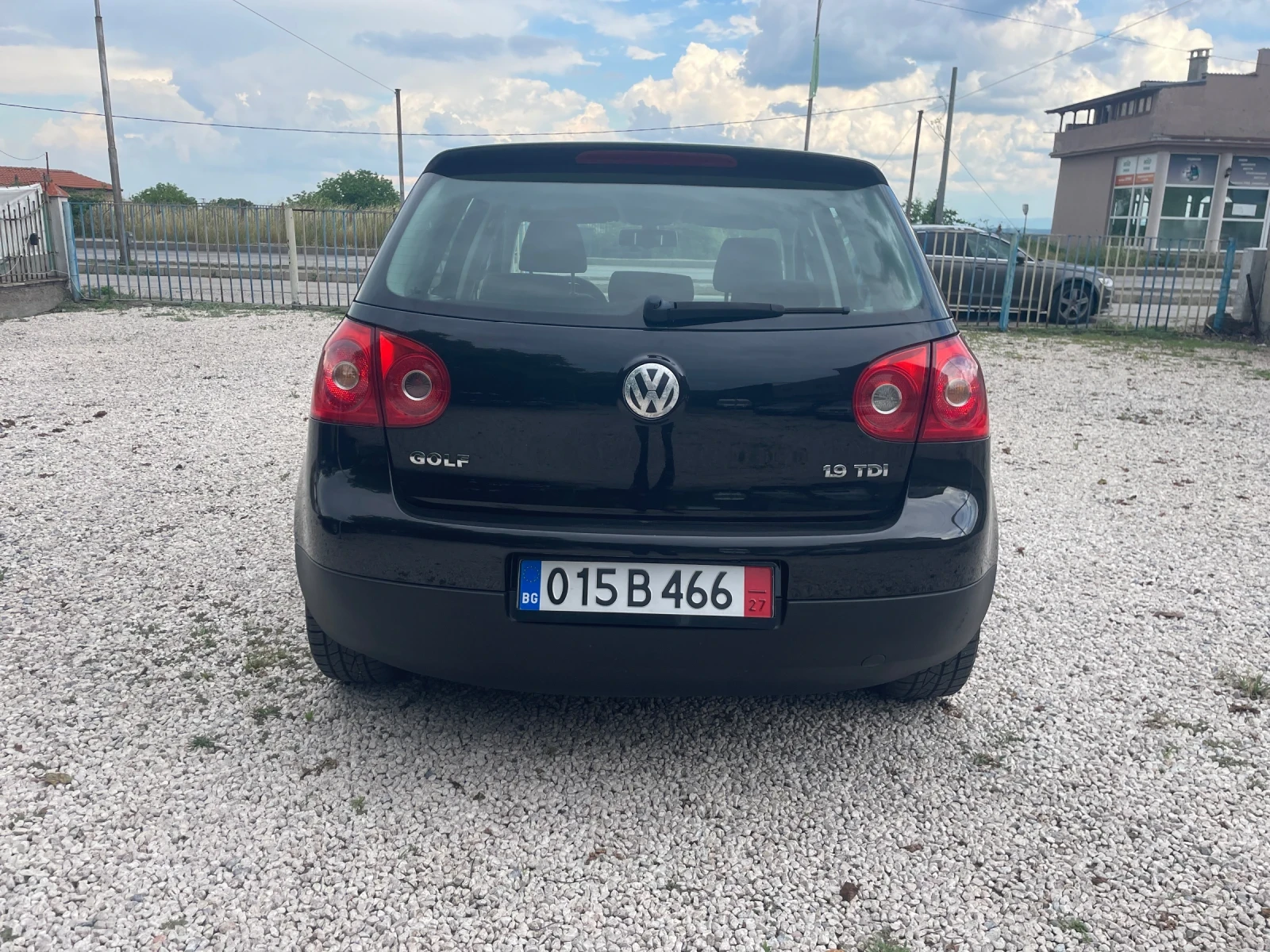 VW Golf 1.9TDI, снимка 9 - Автомобили и джипове - 54813889