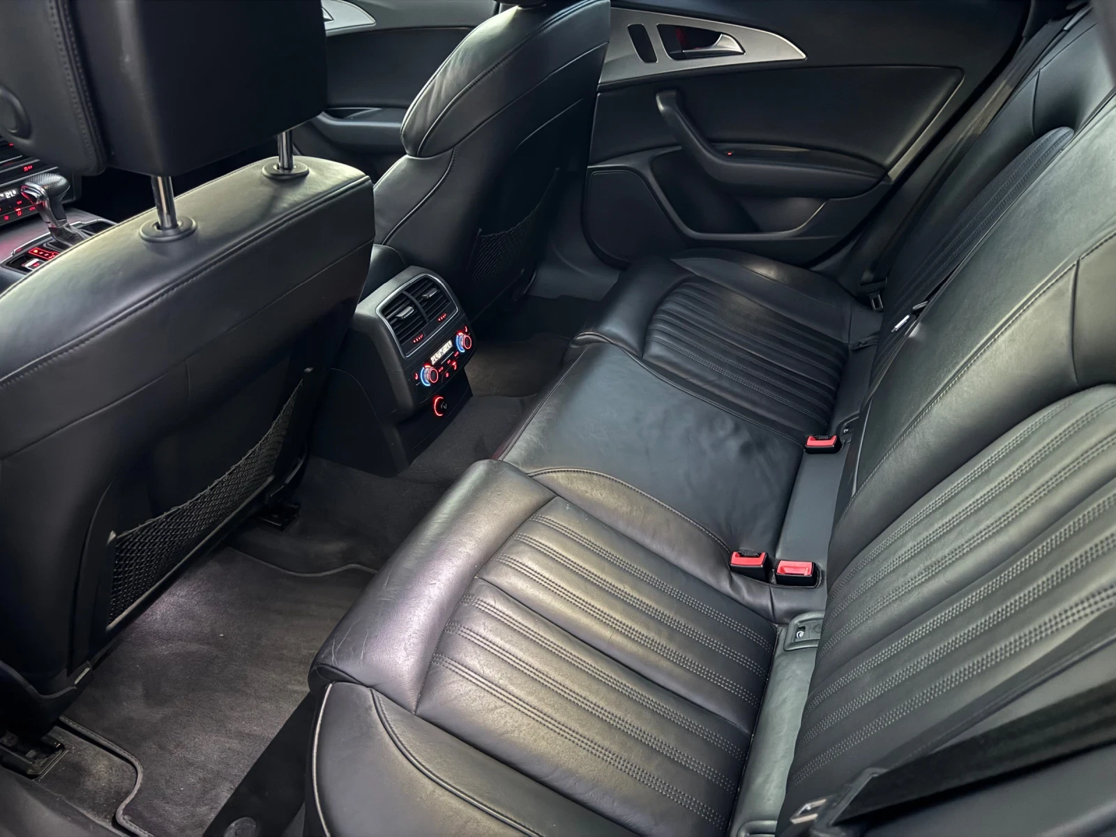 Audi A6 3.0 TFSI, снимка 14 - Автомобили и джипове - 55440879