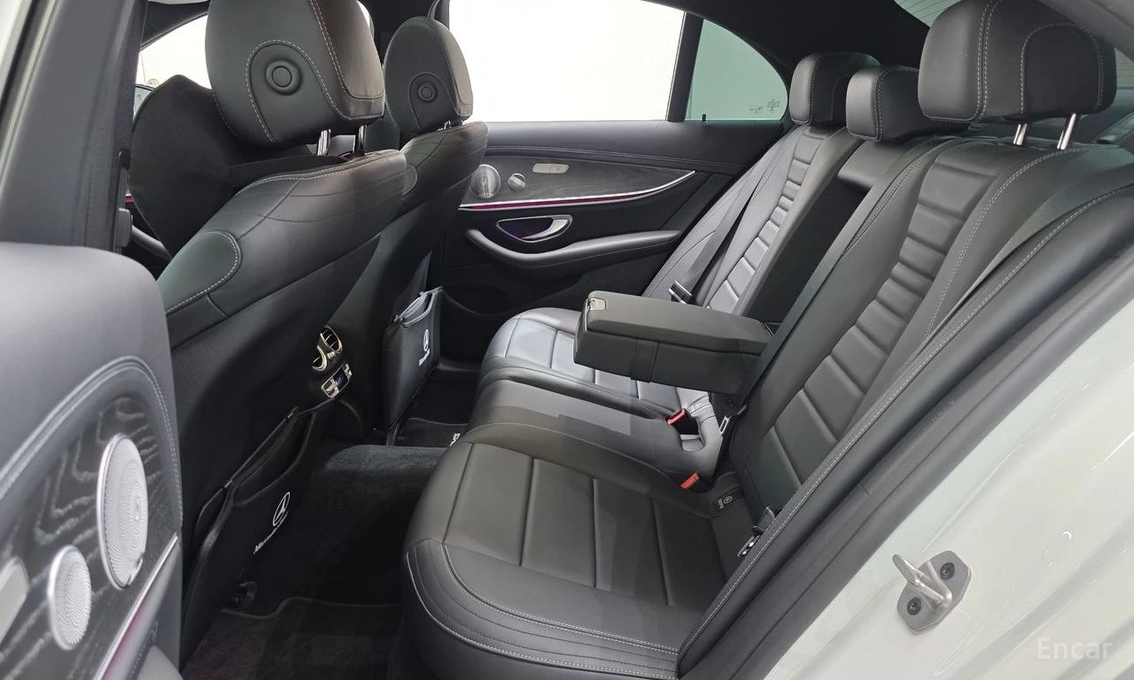 Mercedes-Benz E 350 AMG* LINE* 4MATIC* BURMESTER* ДИСТРОНИК* ХЕДЪП* 36, снимка 15 - Автомобили и джипове - 55445842