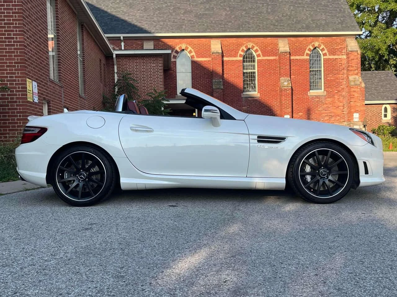 Mercedes-Benz SLK 55 AMG * АВТОКРЕДИТ БЕЗ ПЪРВОНАЧАЛНА ВНОСКА* , снимка 3 - Автомобили и джипове - 55621839