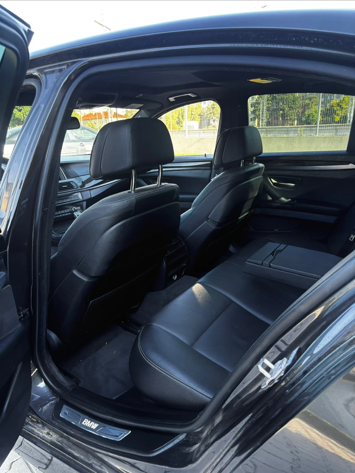 BMW 535 535i Всички екстр, снимка 9 - Автомобили и джипове - 55775252