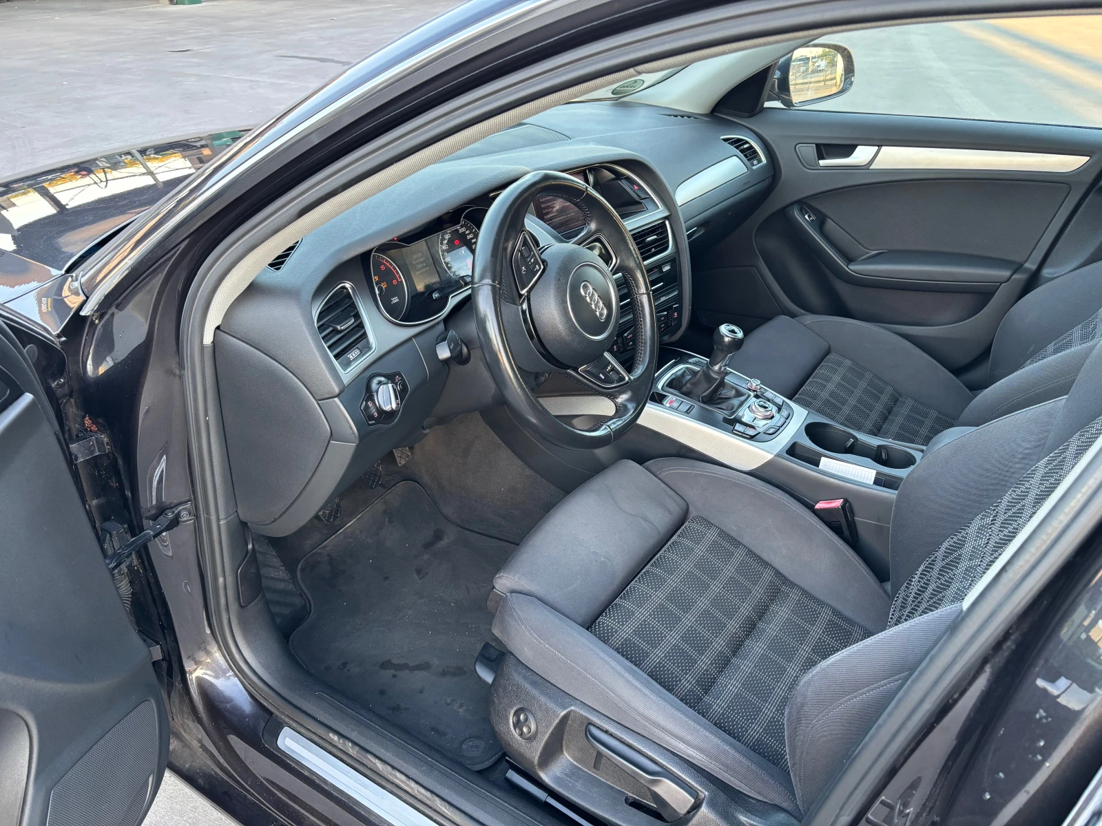 Audi A4, снимка 9 - Автомобили и джипове - 56245904