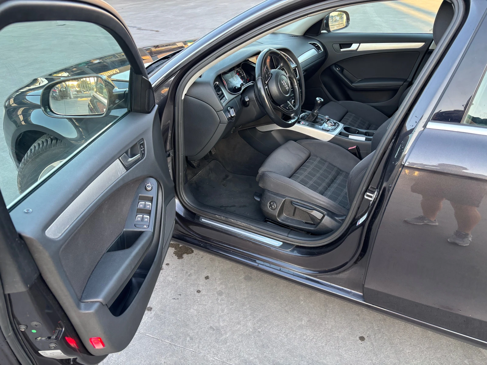 Audi A4, снимка 8 - Автомобили и джипове - 56245904