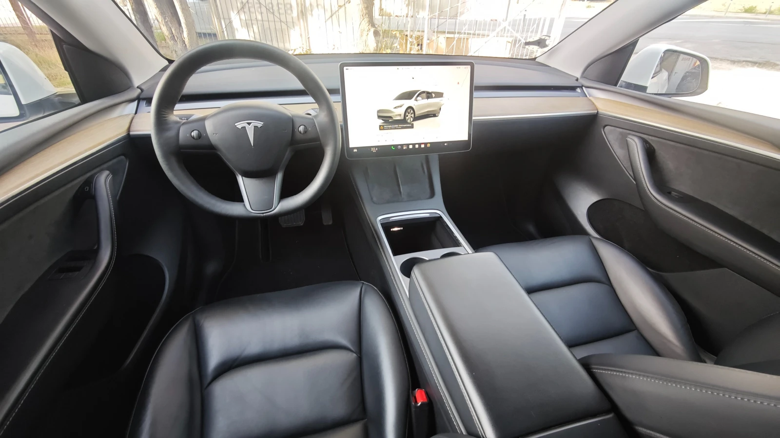Tesla Model Y Long Range AWD, снимка 12 - Автомобили и джипове - 56414865