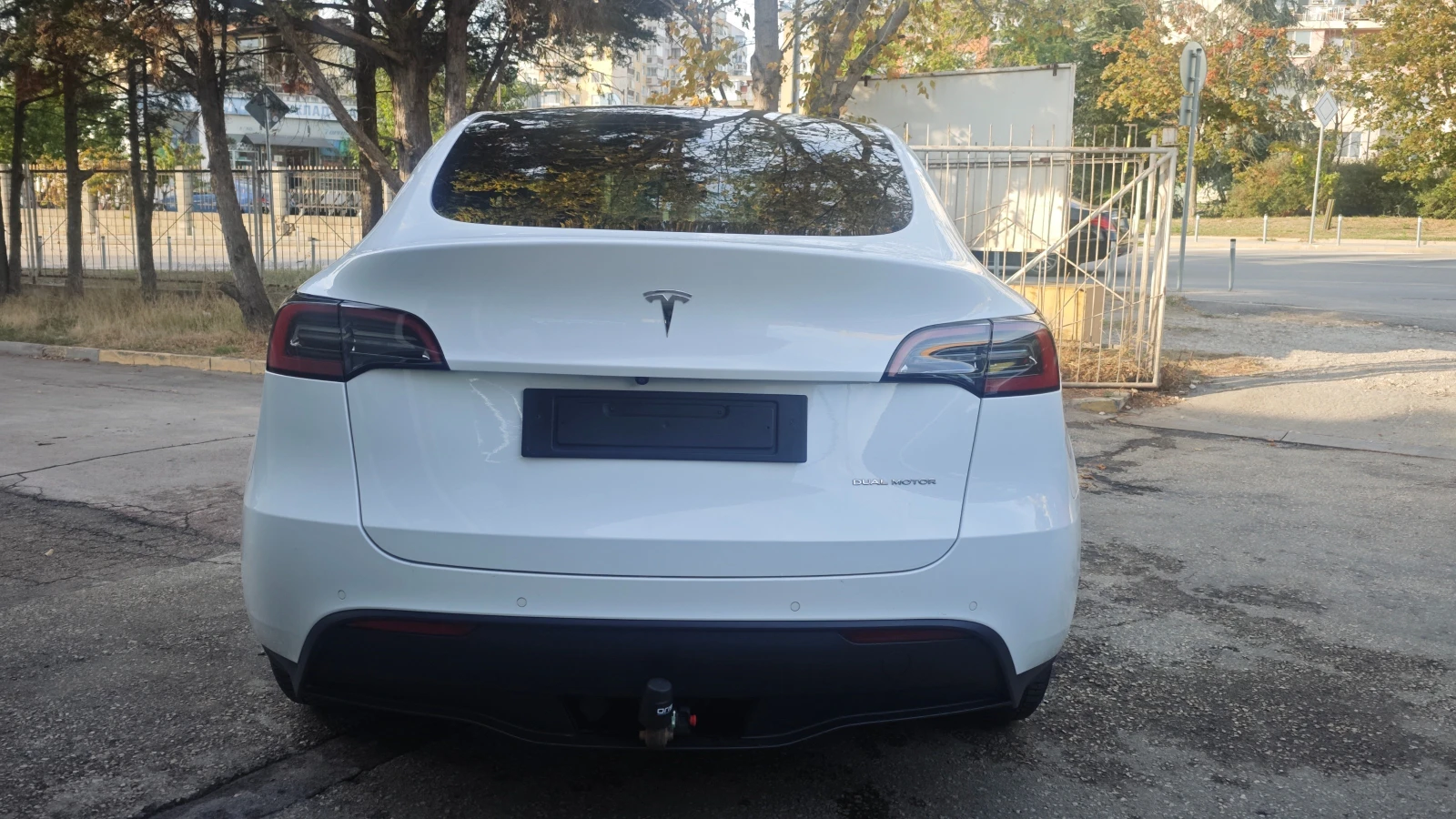 Tesla Model Y Long Range AWD, снимка 6 - Автомобили и джипове - 56414865