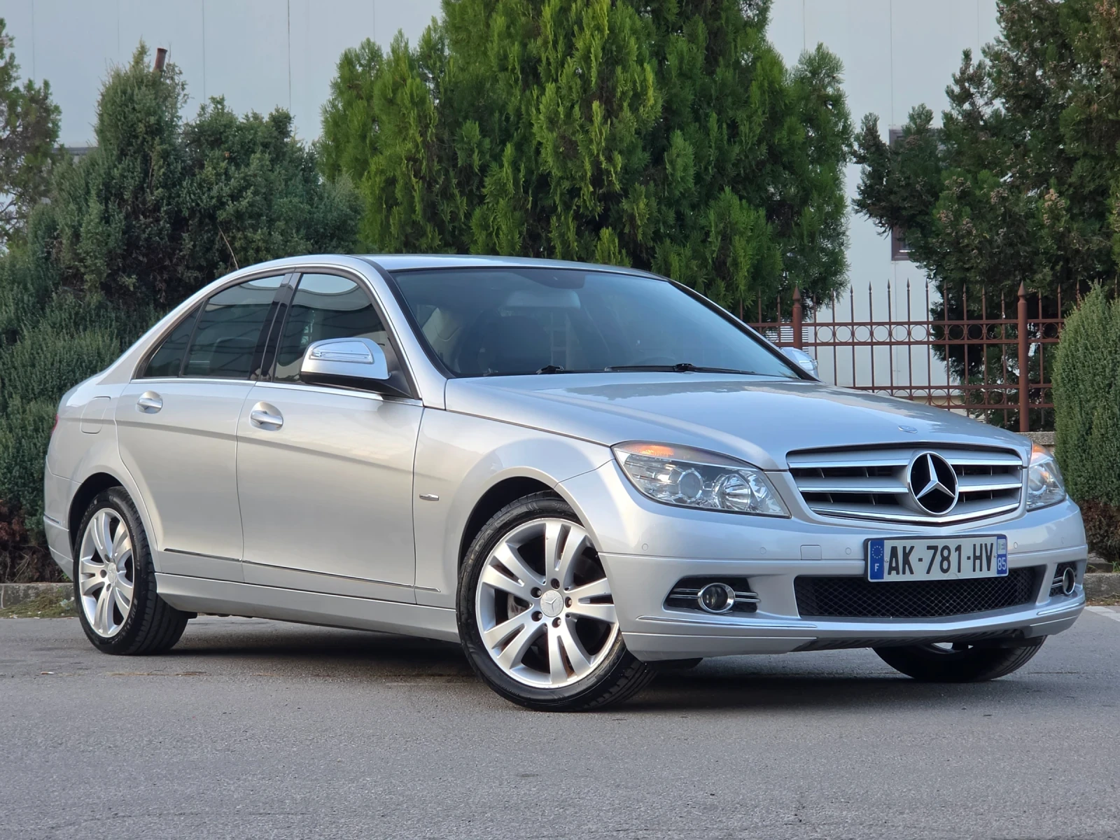 Mercedes-Benz C 220 2.2CDI OM646 170hp * AVANTGARD * NAVI * ЛИЗИНГ * 