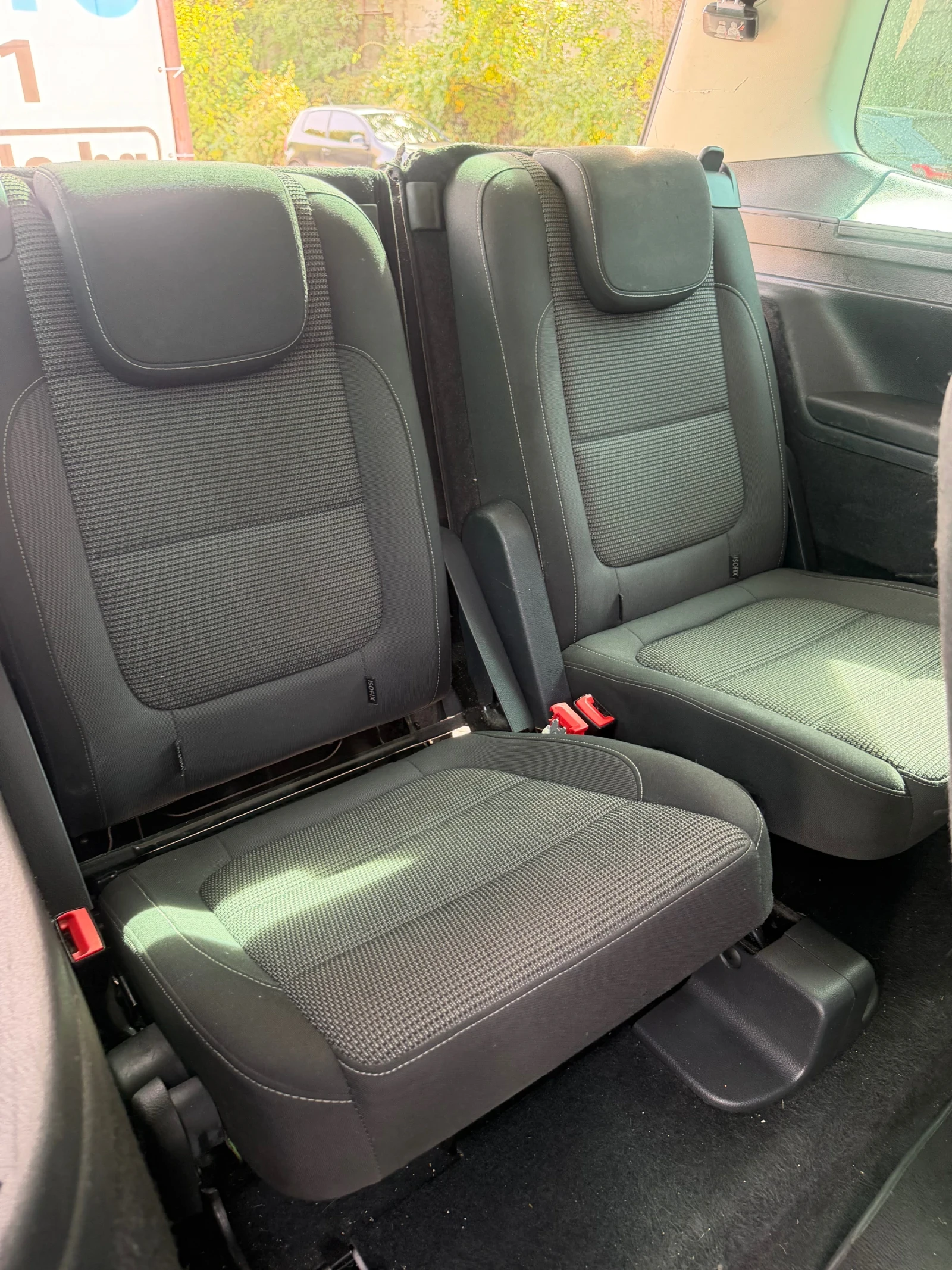 VW Sharan 2.0tdi dsg, снимка 10 - Автомобили и джипове - 56453988