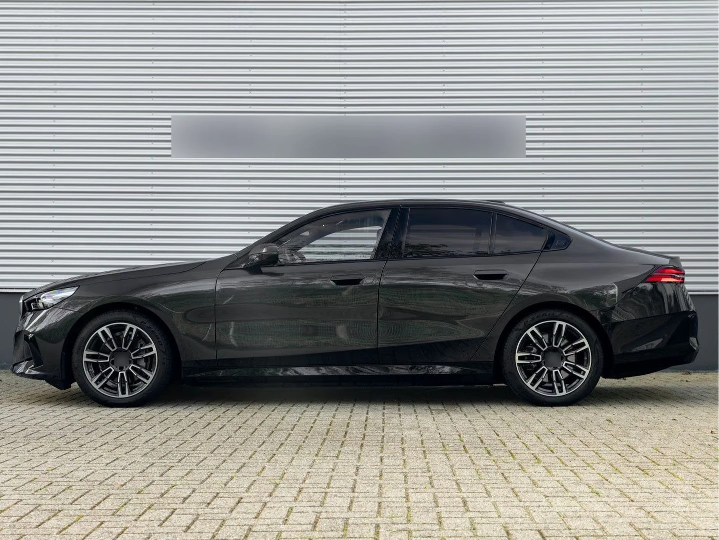 BMW i5 40/eDrive/M-SPORT/AIR SUSPENSION/����������/ | Mobile.bg � ����������� 2