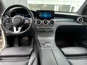 Mercedes-Benz GLC 300 ПОДГРЕВИ * ПАНО * KEYLESS * CARFAX, снимка 9