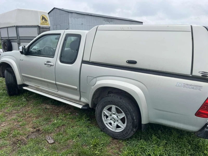 Isuzu D-max, снимка 2 - Автомобили и джипове - 48127888