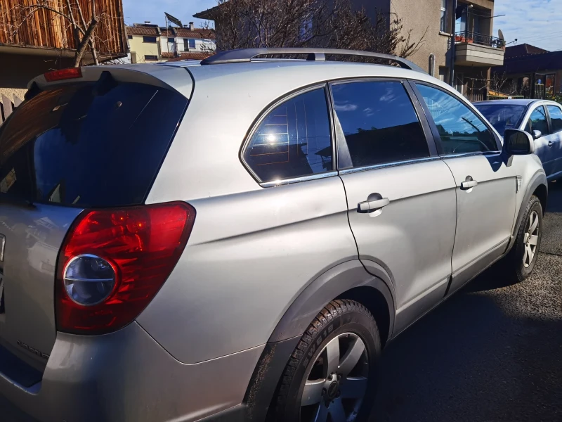 Chevrolet Captiva, снимка 13 - Автомобили и джипове - 48983364