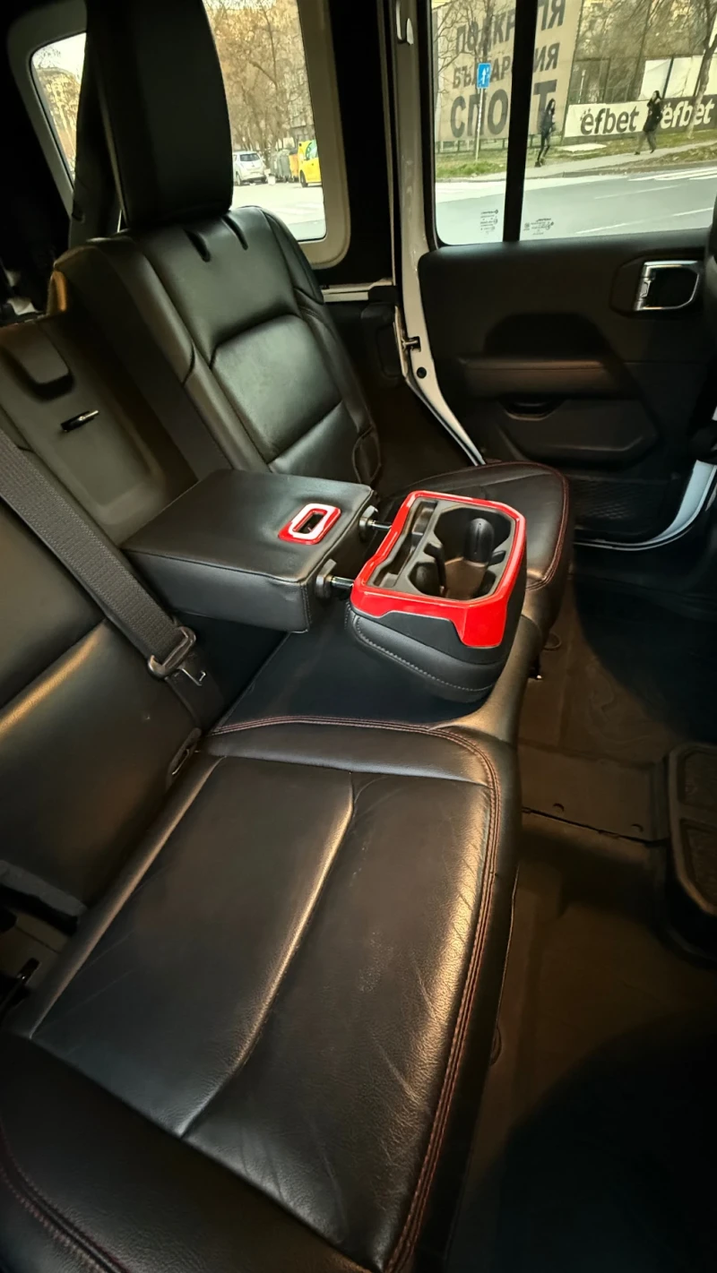 Jeep Wrangler RUBICON/ Камера/ Подгрев Волан/, снимка 13 - Автомобили и джипове - 53010926
