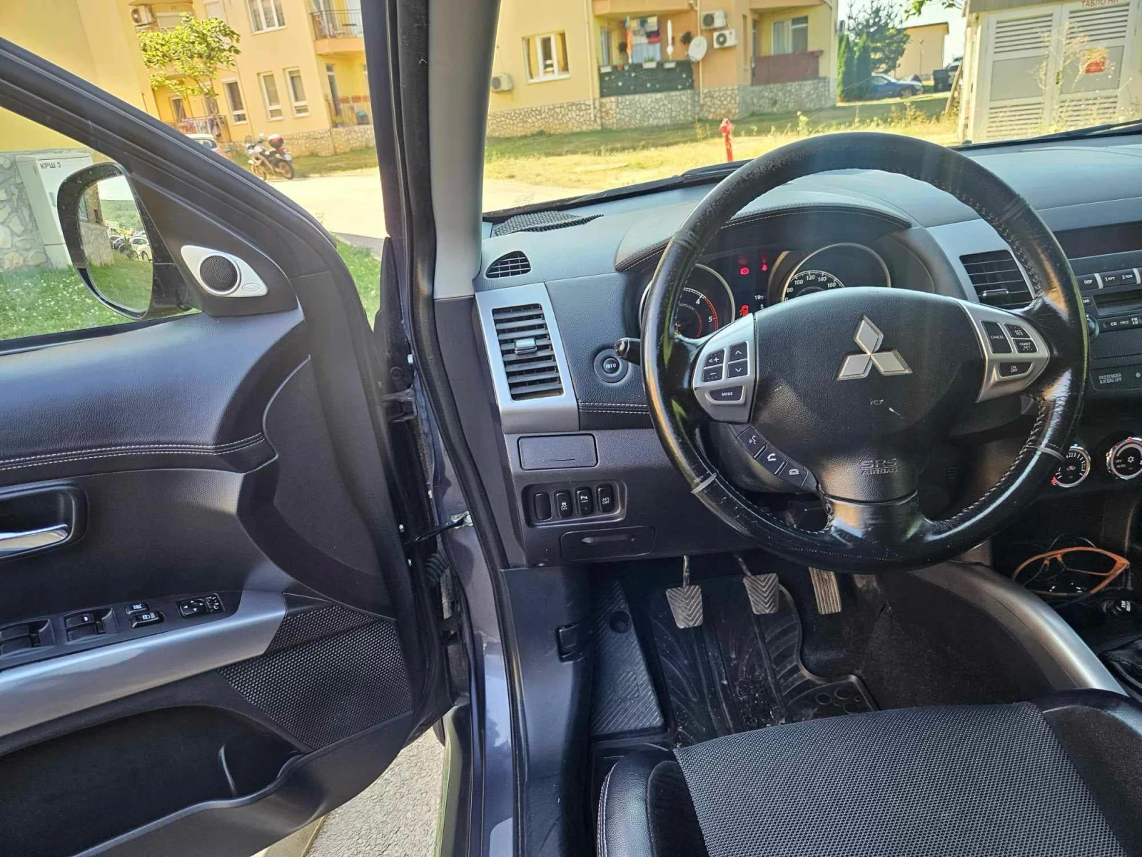 Mitsubishi Outlander 2.2 DID 140 - изображение 7