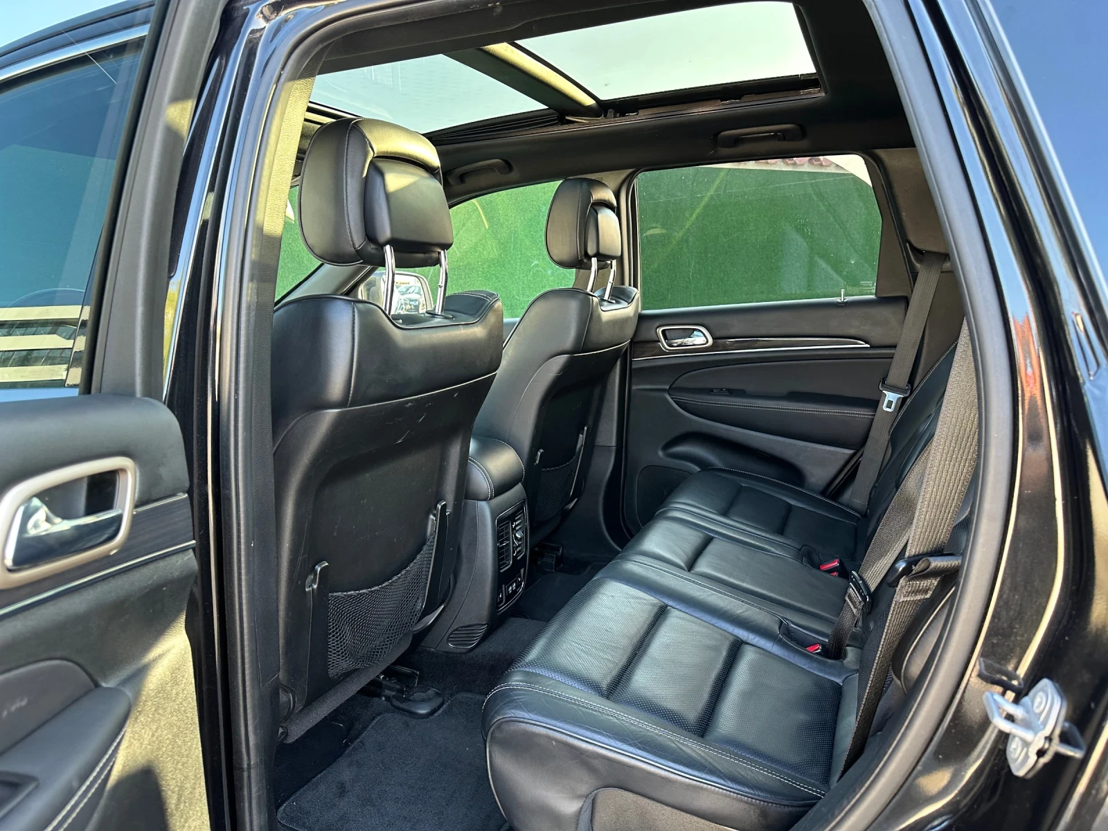 Jeep Grand cherokee Overland 3.0CRDI Панорама  - изображение 7