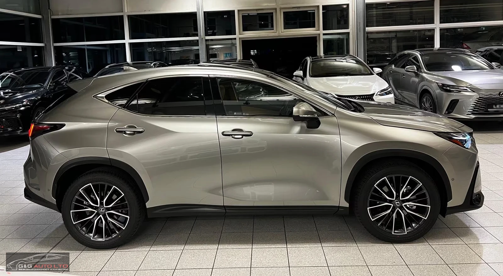 Lexus NX 350h LUXURY/4WD/240HP/MARKLEV./HUD/360/PANO/MEMO/831f - изображение 6
