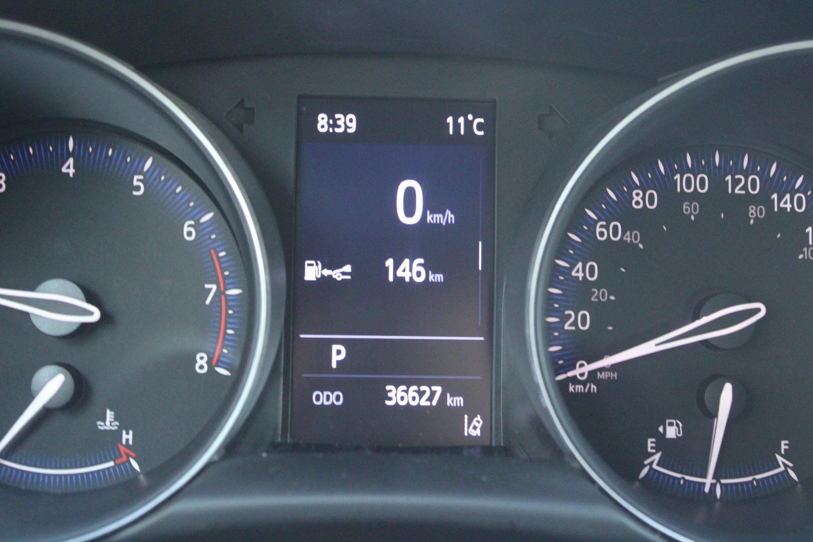 Toyota C-HR 2.0i  | Mobile.bg � ����������� 12