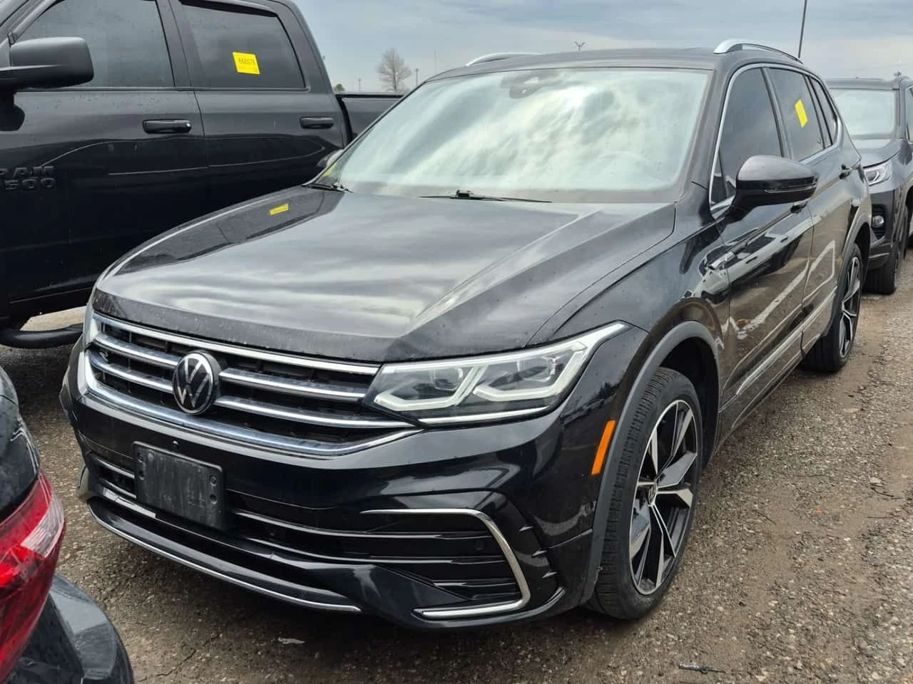 VW Tiguan * HIGHLINE R LINE * CARFAX * ПАНОРАМА * ОБДУХВАНЕ 
