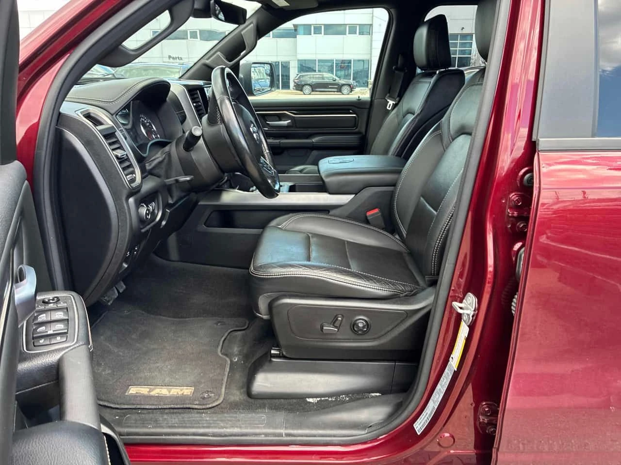 Dodge RAM 1500 | Sport | 360 | ОБДХУВАНЕ | , снимка 5 - Автомобили и джипове - 54497222