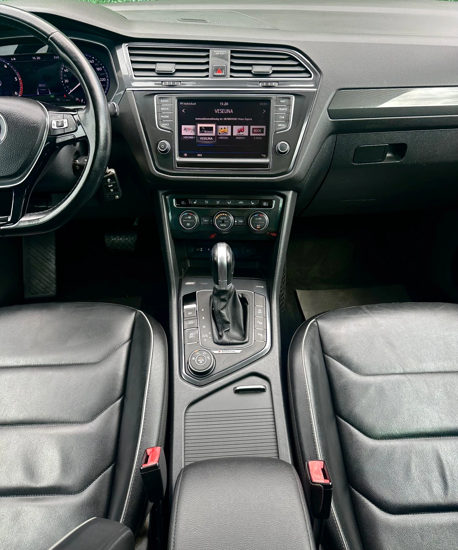 VW Tiguan 2.0 TDI 150ks 4Motion KAMERA DIGITAL DISTRONIK PAN, снимка 9 - Автомобили и джипове - 55437175