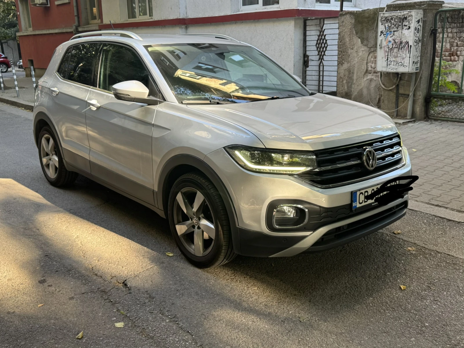 VW T-Cross, снимка 3 - Автомобили и джипове - 55674626