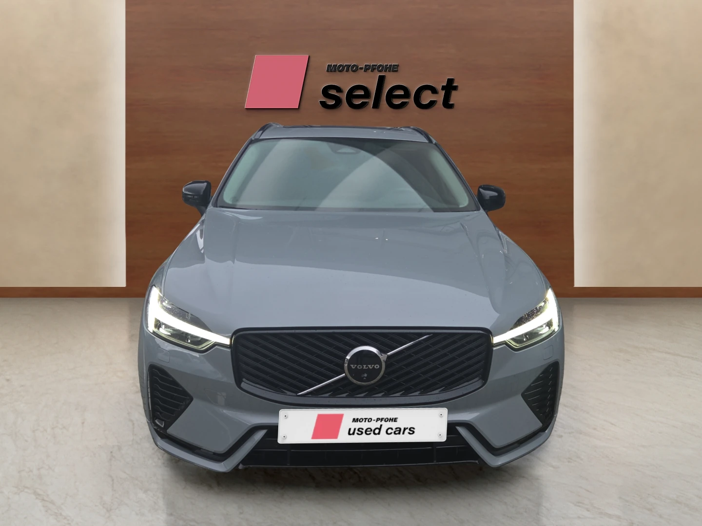 Volvo XC60 2.0 T8 Phev, снимка 8 - Автомобили и джипове - 56714994
