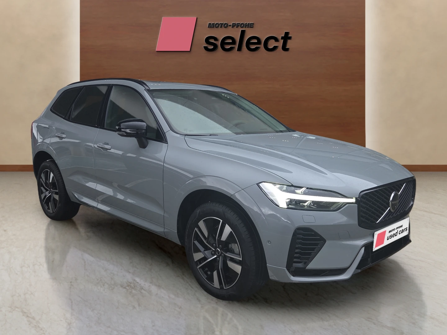Volvo XC60 2.0 T8 Phev, снимка 7 - Автомобили и джипове - 56714994