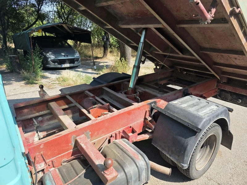 Iveco Daily Самосвал, снимка 8 - Бусове и автобуси - 51298295