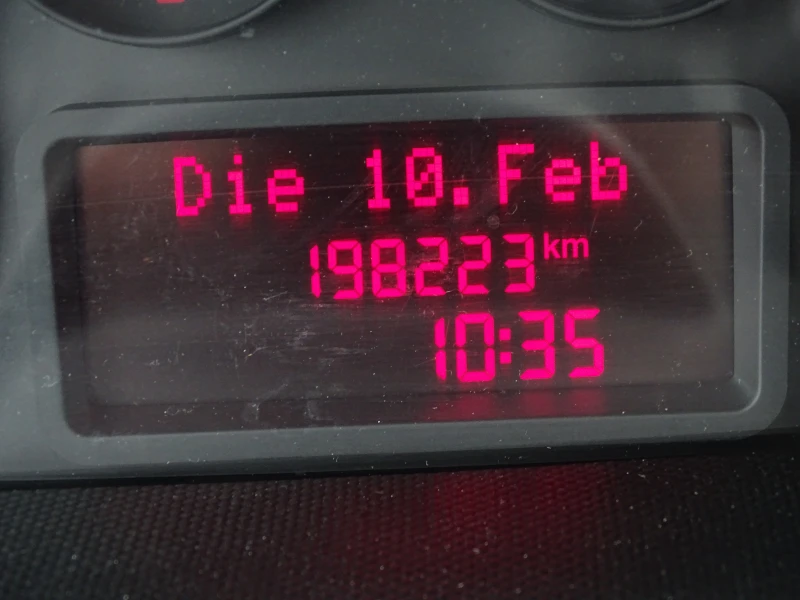 Iveco Daily 50c17* Кат Б * КЛИМАТРОНИК* , снимка 17 - Бусове и автобуси - 53428850