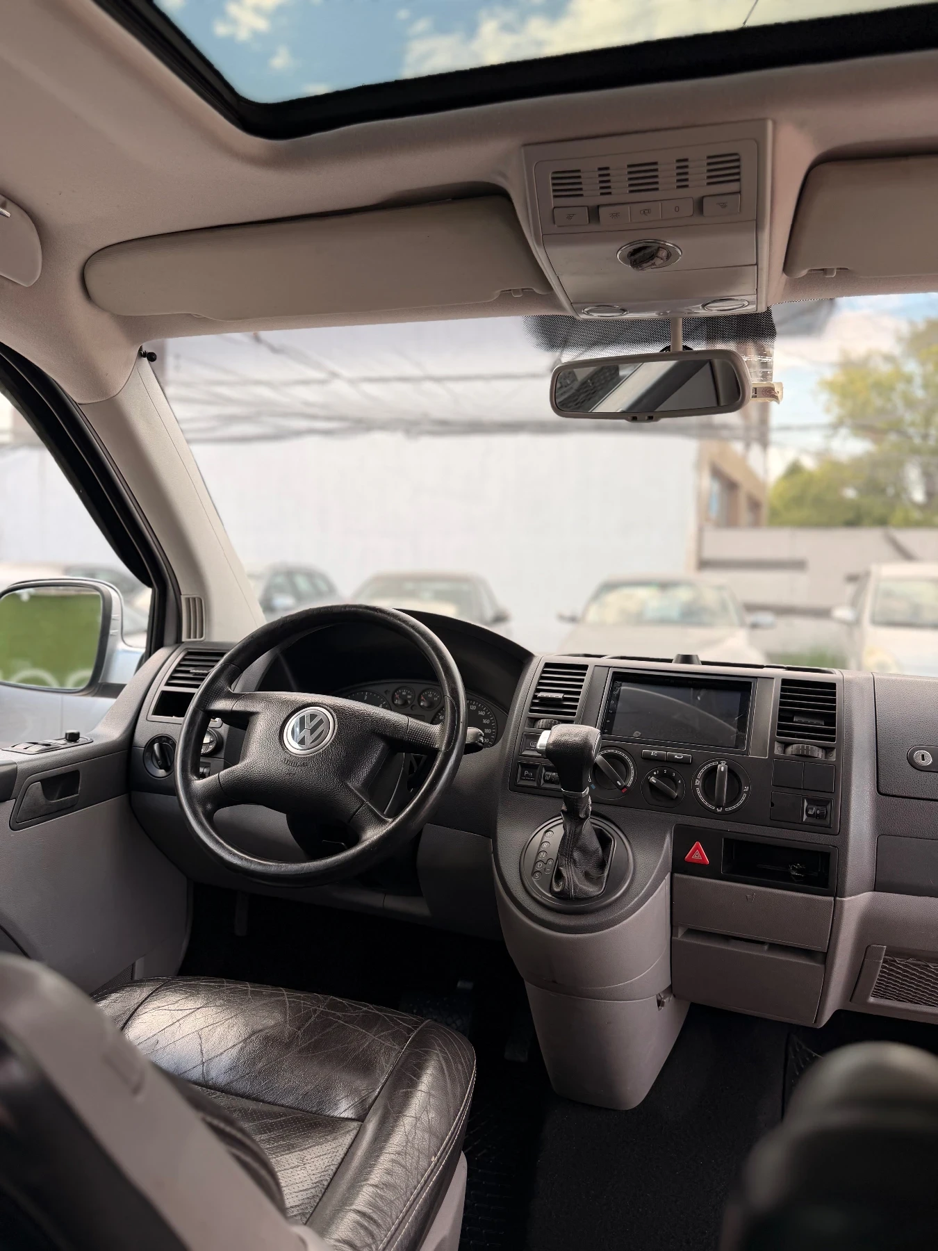 VW Transporter T5 2.5 TDI SILVER EDITION, снимка 10 - Бусове и автобуси - 56441855