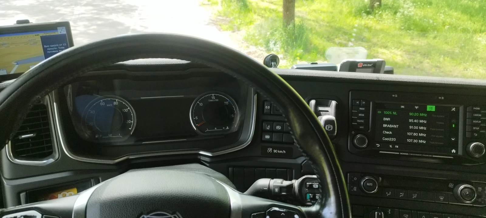 Scania R 450 Комплект с полуремарке Шмиц - изображение 5