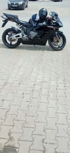 Honda Cbr 1000RR | Mobile.bg    4