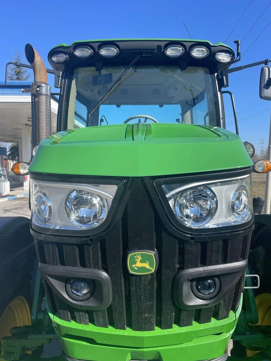 Трактор John Deere 6105R IVT , снимка 2 - Селскостопанска техника - 56350171
