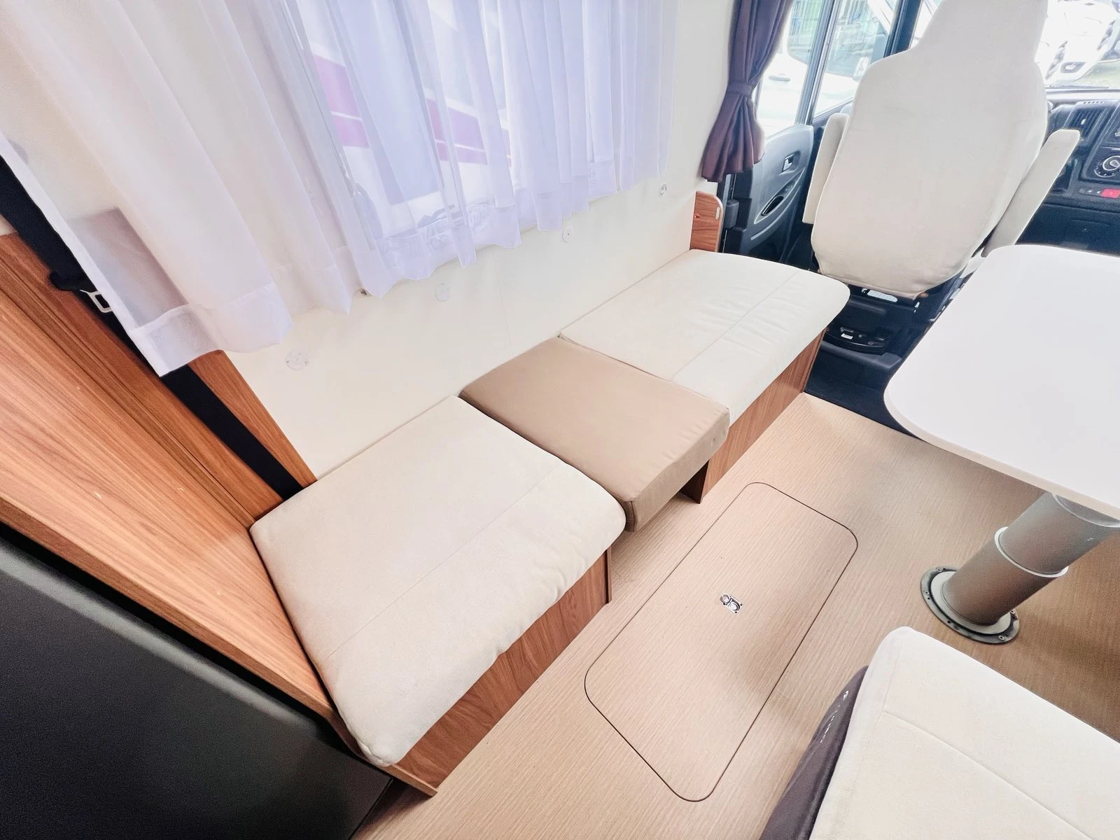 Кемпер Rapido Itineo 720, снимка 10 - Каравани и кемпери - 54088763