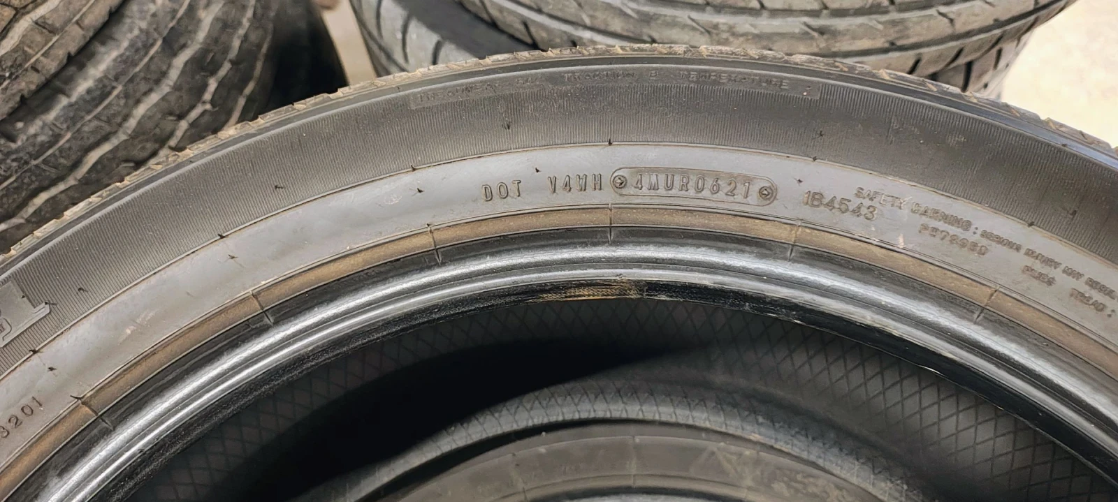 Гуми Летни 275/50R21, снимка 5 - Гуми и джанти - 53881750