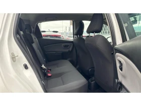 Toyota Yaris 1.0P TERRA 5MT, снимка 7