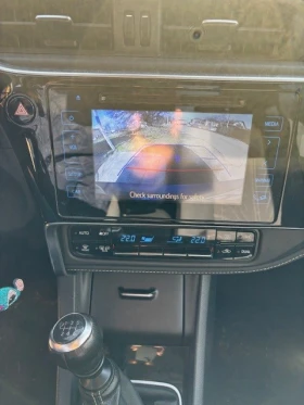 Toyota Corolla - 12850 € / 25132.42 лв. - 75857748 7