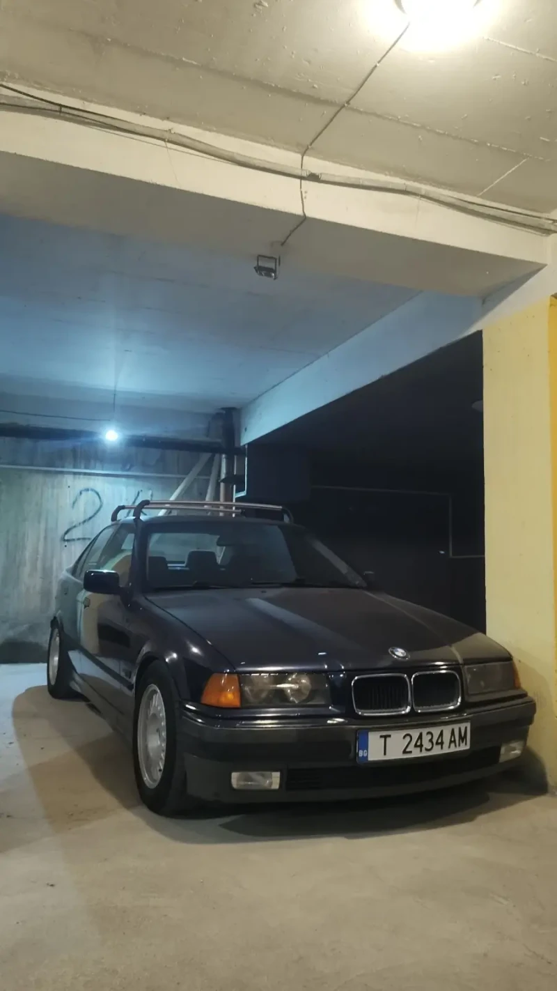 BMW 320 320i, снимка 4 - Автомобили и джипове - 49514583