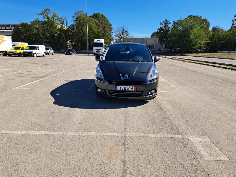 Peugeot 5008 1.6 HDI, снимка 8 - Автомобили и джипове - 47449716