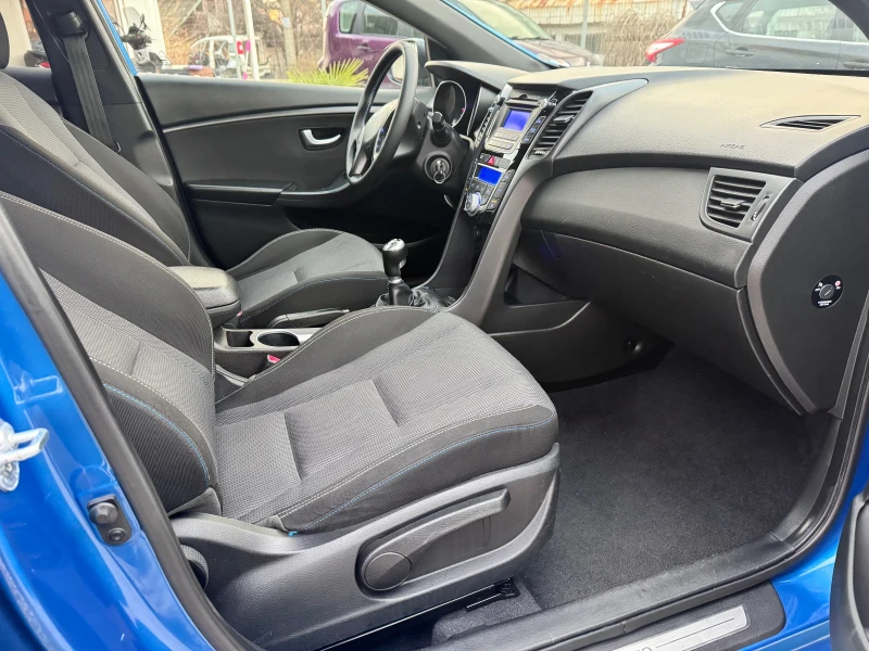 Hyundai I30 1.6crdi blue passion, снимка 14 - Автомобили и джипове - 48341796