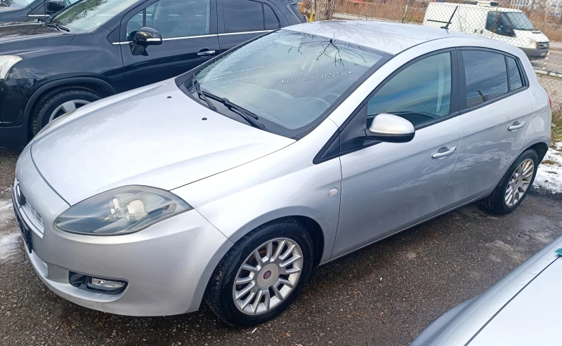 Fiat Bravo 1.6M-jet/АВТОМАТИК, снимка 2 - Автомобили и джипове - 48396418